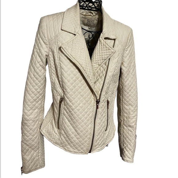 ZARA Outerwear Division TRAFULAC Sz M Quilted Assymetrical Faux Leather Jacket - Picture 4 of 7